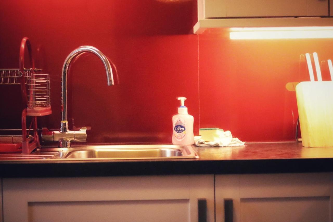 The Granite City - Modern City Centre Apartment 애버딘 외부 사진